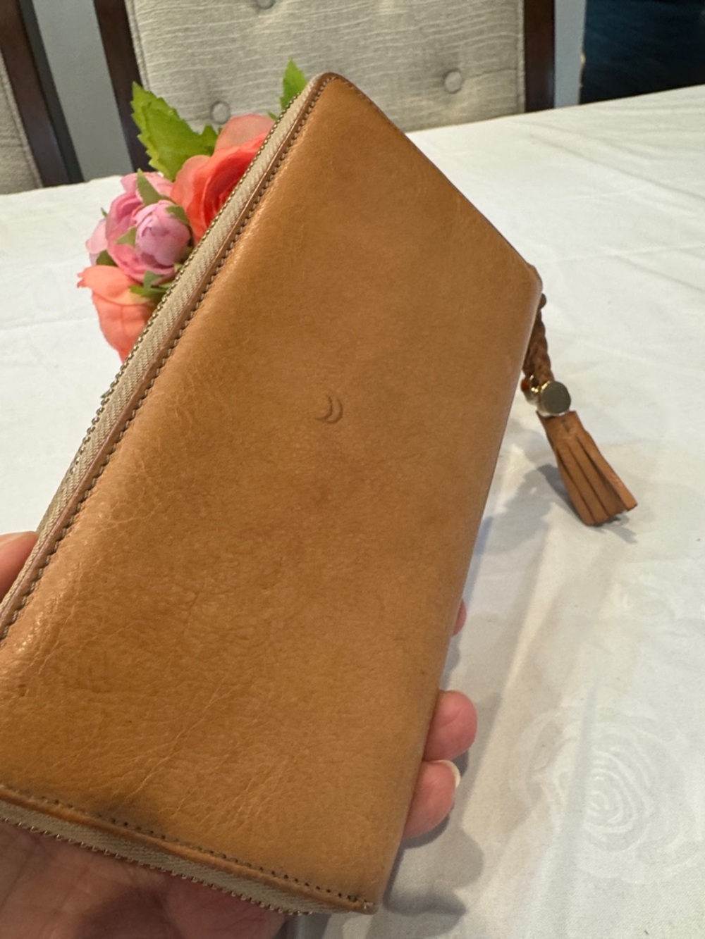 Authentic Gucci Leather Zip-Around Wallet with GG Tassel Accent - Picture 3 of 11